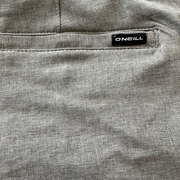 O’Neill hybrid shorts. Grey, men’s size 38. NWT - Picture 5 of 10